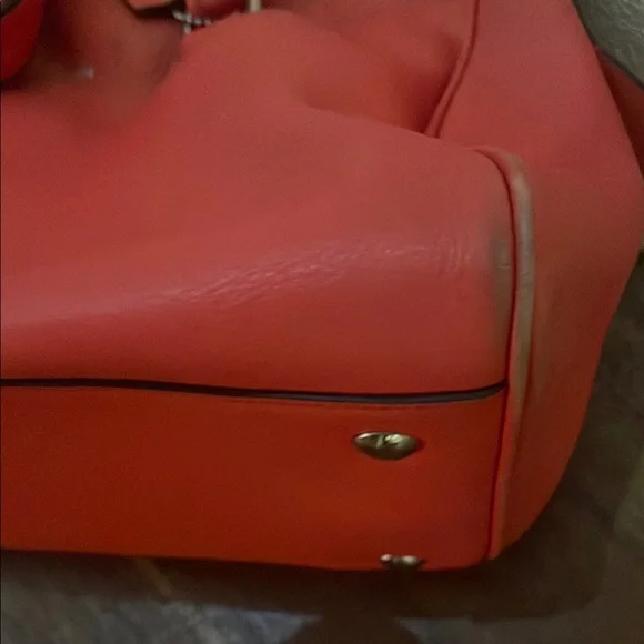Coach REHAB Coral Handbag in need of love - Picture 6 of 16